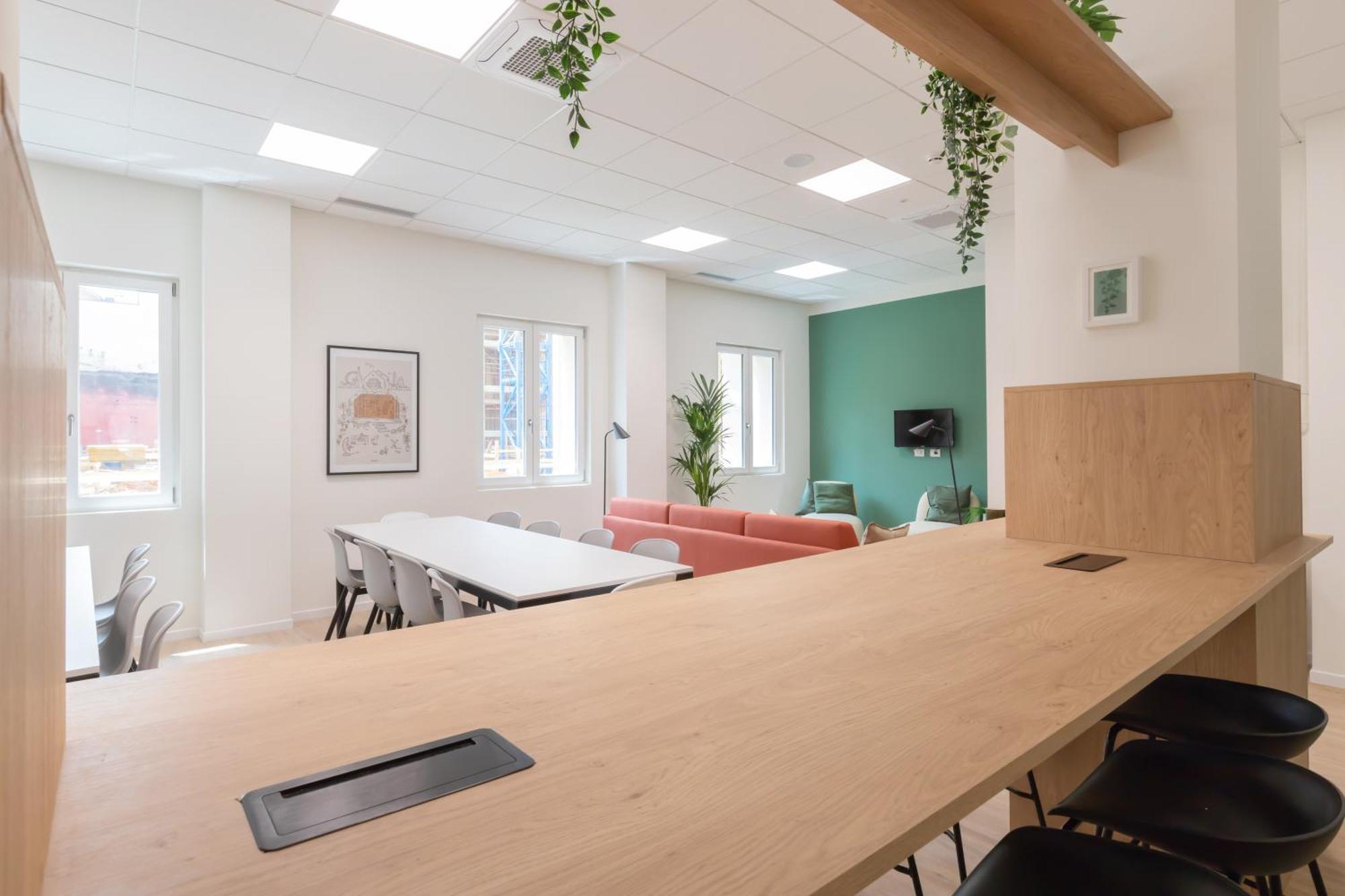 Well-located Campus Near Park * Milano